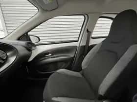 Toyota Aygo (2024) thumbnail 87