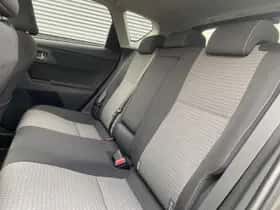Toyota Auris (2017) thumbnail 42