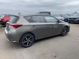 Toyota Auris (2017) thumbnail 60