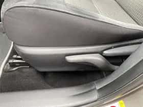 Toyota Auris (2017) thumbnail 68
