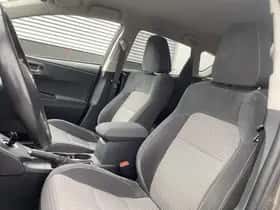 Toyota Auris (2017) thumbnail 69