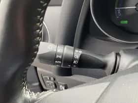 Toyota Auris (2017) thumbnail 73