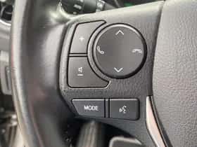 Toyota Auris (2017) thumbnail 74