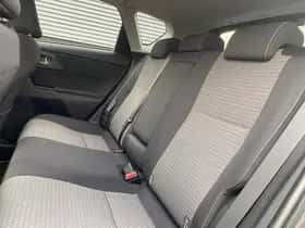 Toyota Auris (2017) thumbnail 90
