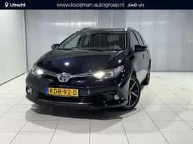 Toyota Auris (2017) thumbnail 97