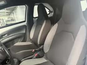 Toyota Aygo (2024) thumbnail 2