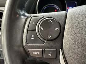 Toyota Auris (2018) thumbnail 33