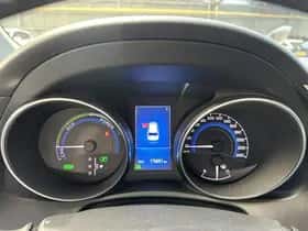 Toyota Auris (2018) thumbnail 40