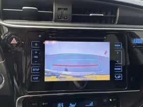 Toyota Auris (2018) thumbnail 42