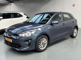 Kia Rio (2022) thumbnail 22