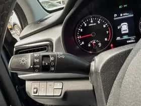 Kia Rio (2022) thumbnail 28