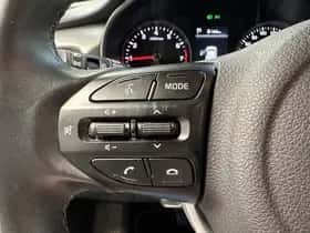 Kia Rio (2022) thumbnail 32