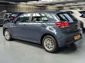 Kia Rio (2022) thumbnail 39