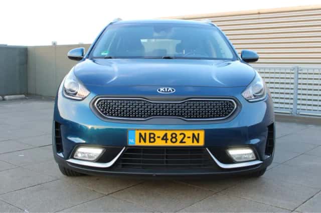Kia Niro (2017) thumbnail 3