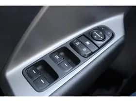 Kia Niro (2017) thumbnail 47