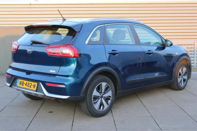 Kia Niro (2017) thumbnail 7