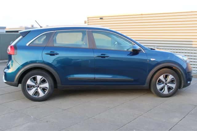 Kia Niro (2017) thumbnail 8