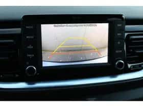 Kia Stonic (2018) thumbnail 30