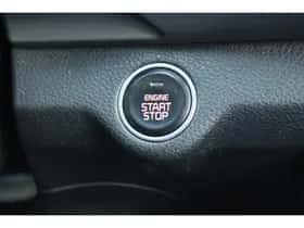 Kia Stonic (2018) thumbnail 31