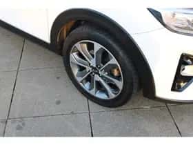 Kia Stonic (2018) thumbnail 50