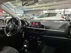 Kia Picanto (2022) thumbnail 30