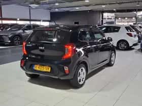 Kia Picanto (2022) thumbnail 8