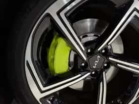 Kia EV6 thumbnail 3