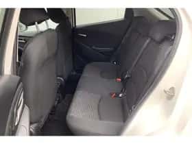 Mazda 2 (2019) thumbnail 35