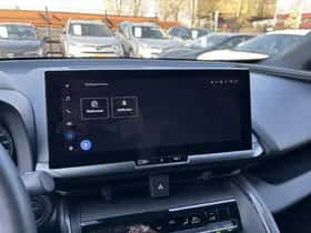 Toyota C-HR (2024) thumbnail 56