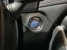 Toyota RAV4 (2021) thumbnail 20
