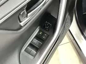 Toyota RAV4 (2021) thumbnail 45