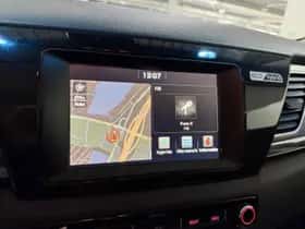 Kia Niro (2019) thumbnail 16