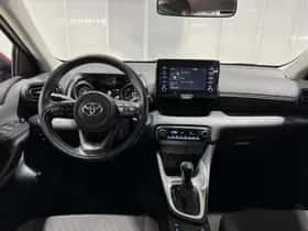 Toyota Yaris (2021) thumbnail 8