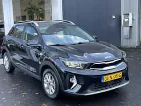 Kia Stonic (2024) thumbnail 2