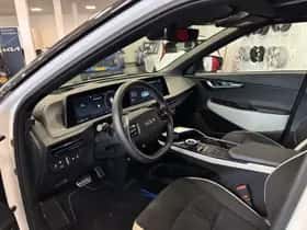 Kia EV6 thumbnail 2