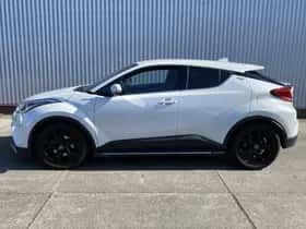 Toyota C-HR (2018) thumbnail 53