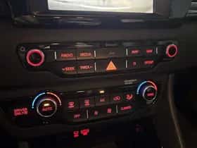 Kia Niro (2018) thumbnail 44