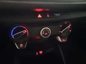 Kia Rio (2017) thumbnail 37