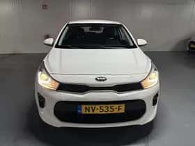 Kia Rio (2017) thumbnail 43