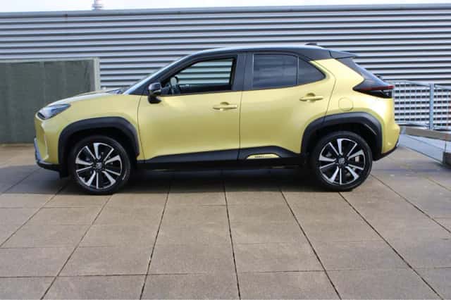 Toyota Yaris Cross (2021) thumbnail 4