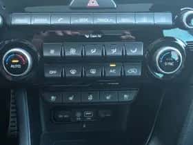 Kia Sportage (2016) thumbnail 22