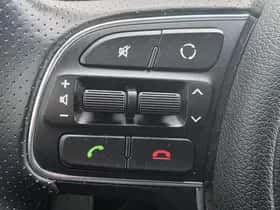 Kia Sportage (2016) thumbnail 74