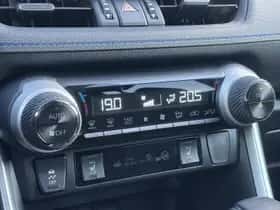 Toyota RAV4 (2025) thumbnail 25