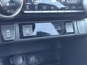 Toyota RAV4 (2025) thumbnail 30