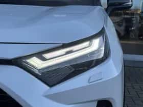 Toyota RAV4 (2025) thumbnail 4