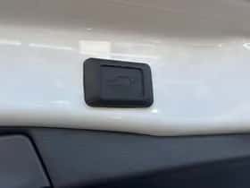 Toyota RAV4 (2025) thumbnail 48
