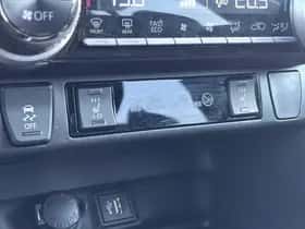 Toyota RAV4 (2025) thumbnail 63