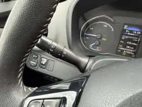 Toyota Yaris (2020) thumbnail 12