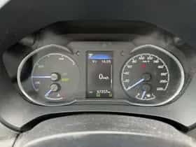 Toyota Yaris (2020) thumbnail 14