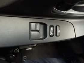 Toyota Yaris (2020) thumbnail 43